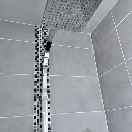 Cosy Pour 2-4 Proche Du Centre-ville Apartament