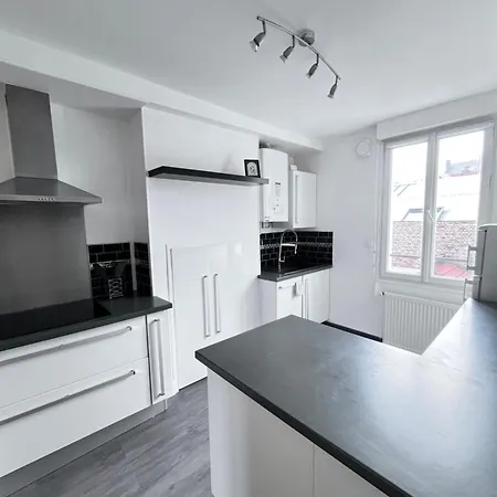 Lägenhet Cosy Pour 2-4 Proche Du Centre-ville